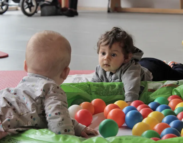 SpielZeit für Babys / Für kleine und große Kinder - Evangelische Familienbildungsstätte Kassel